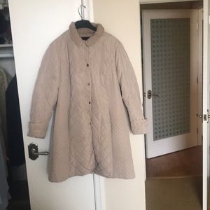 Light khaki quilted car coat